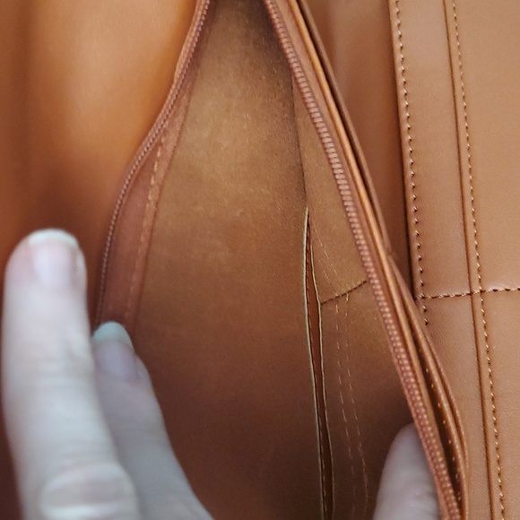 NWOT Universal Threads Wallet - Picture 6 of 10